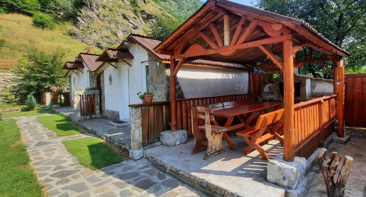 Cabanute Alex Villa Capalna Exteriör bild